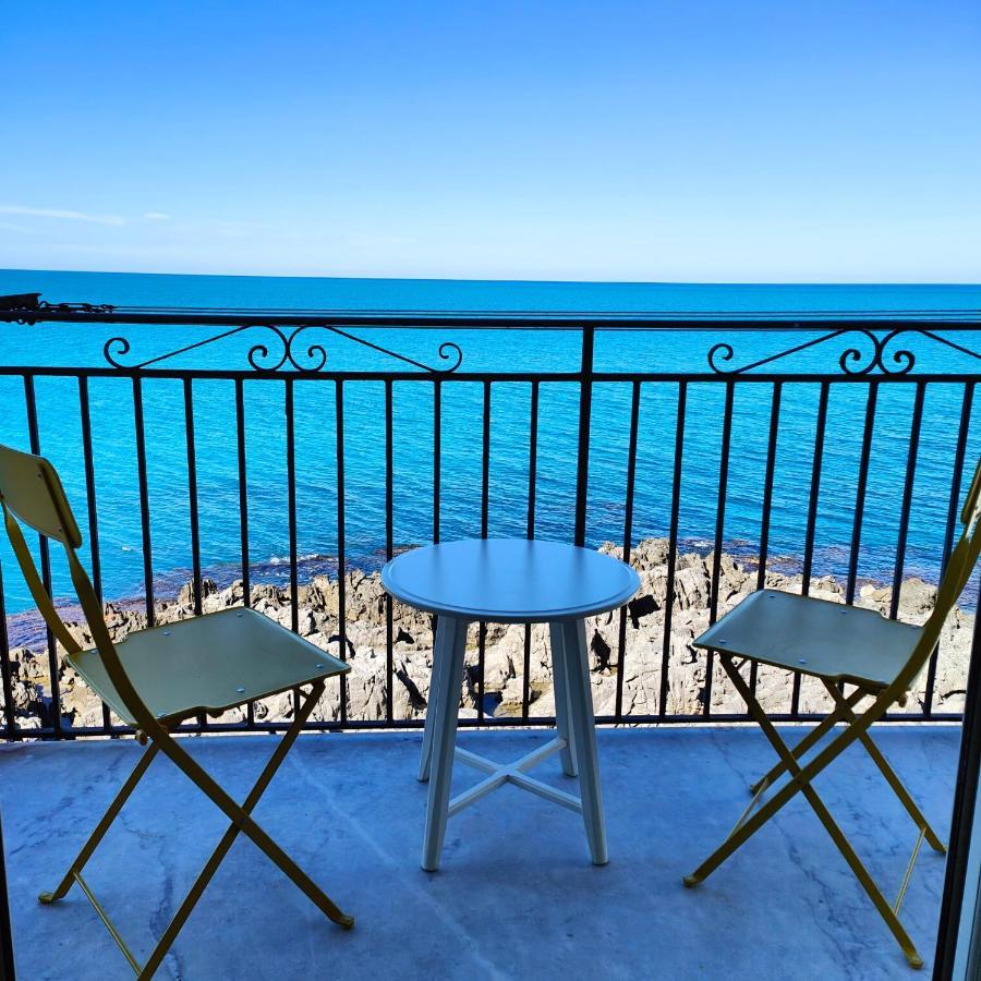 Coastal Seaview Suite & Central Balcony Street View Studio Cefalu Ngoại thất bức ảnh