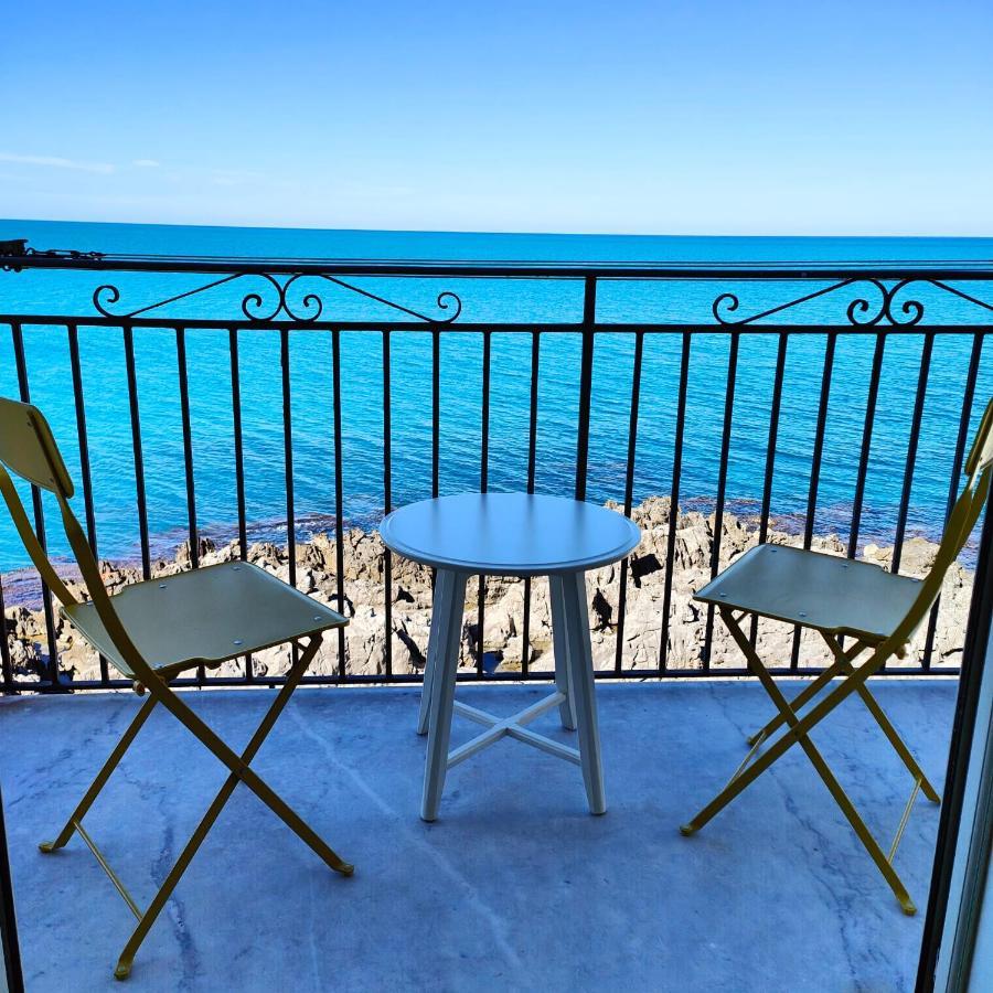 Coastal Seaview Suite & Central Balcony Street View Studio Cefalu Ngoại thất bức ảnh